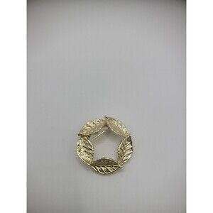 Vintage Gerry's Brooch Pin Gold Tone Leaves Round Dainty Jewelry Costume